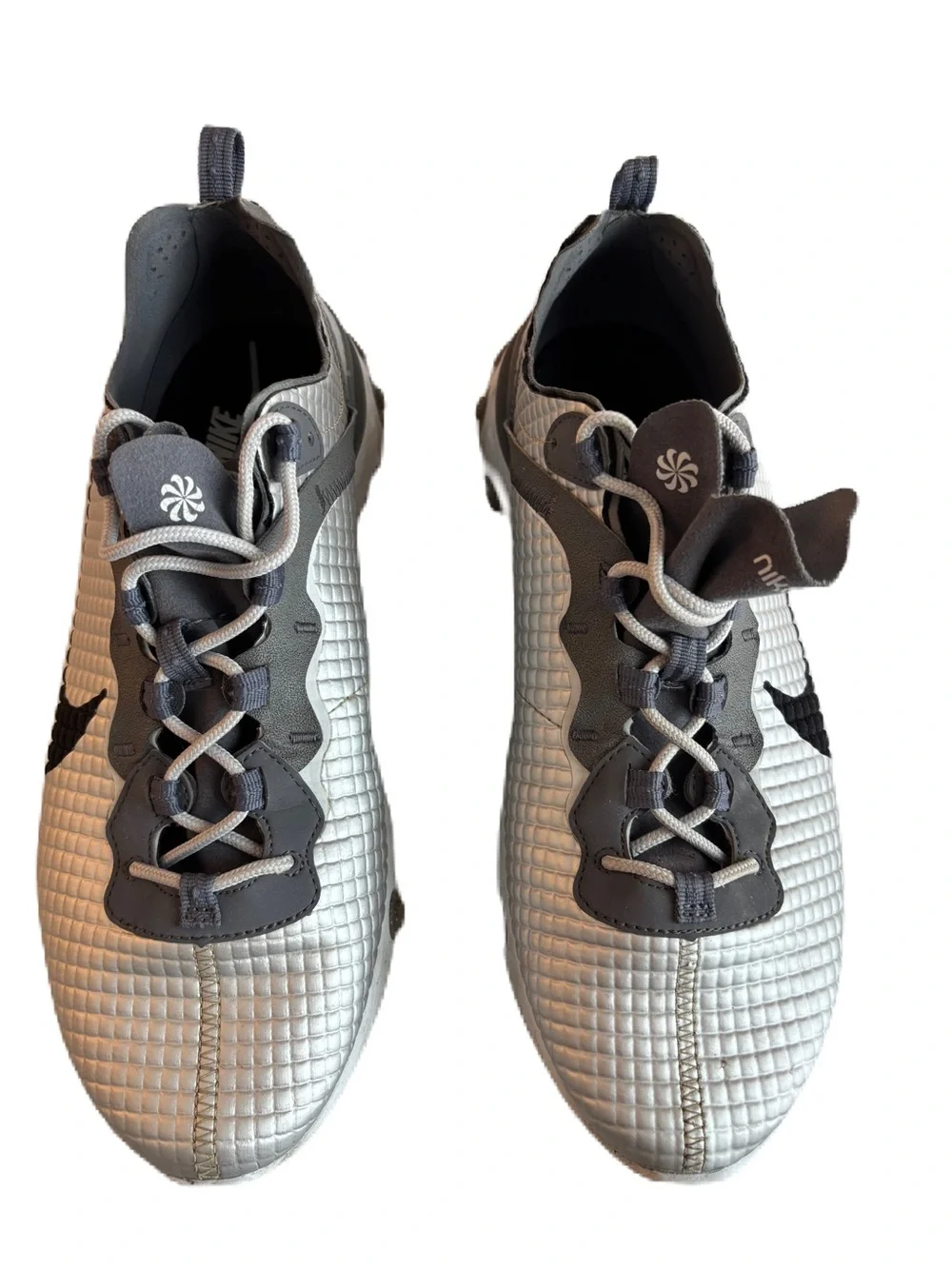 Nike Men's React Element 55 Premium Metallic Silver Quilted Size 10.5 CI3835-001